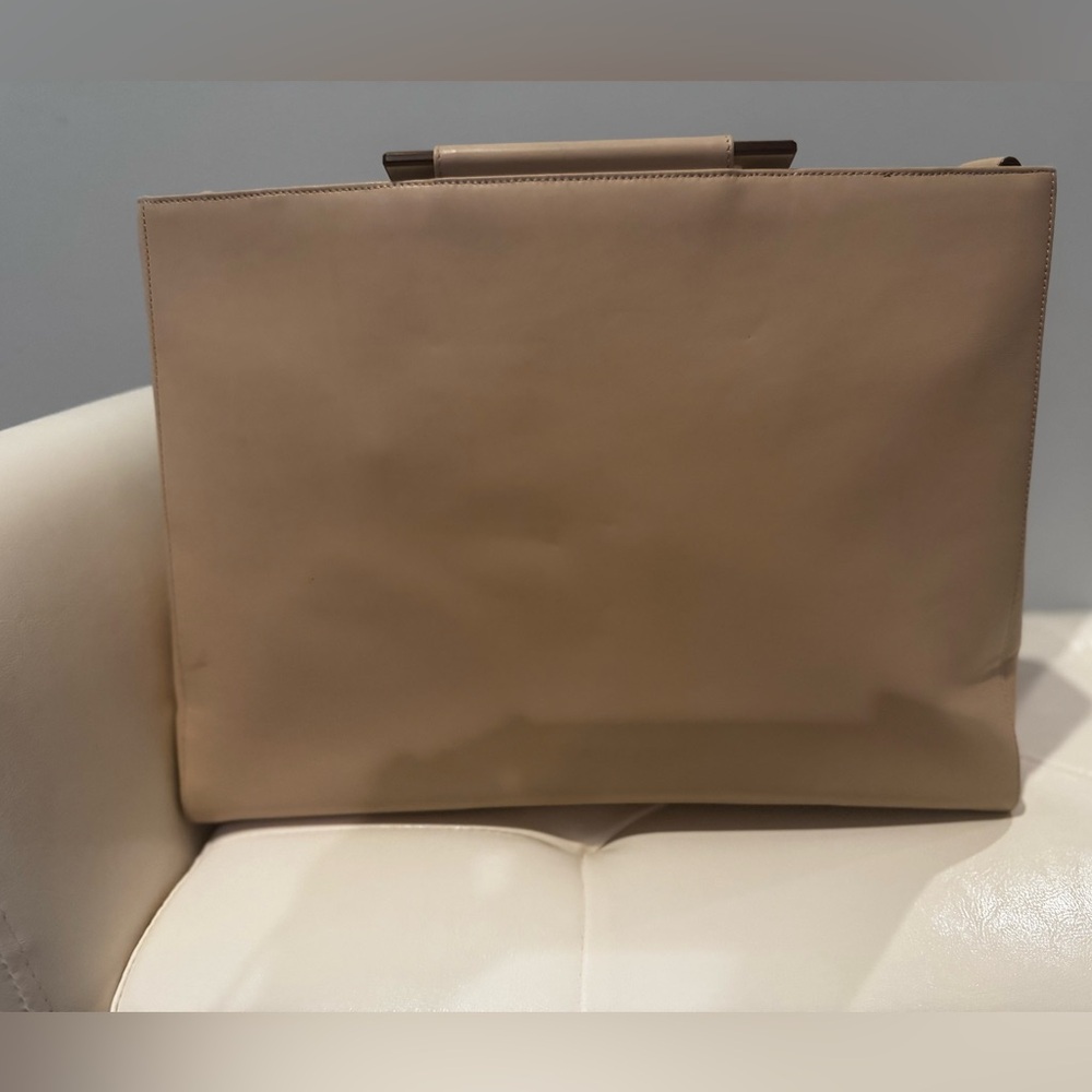 Ferragamo Handbag - Picture 4 of 12